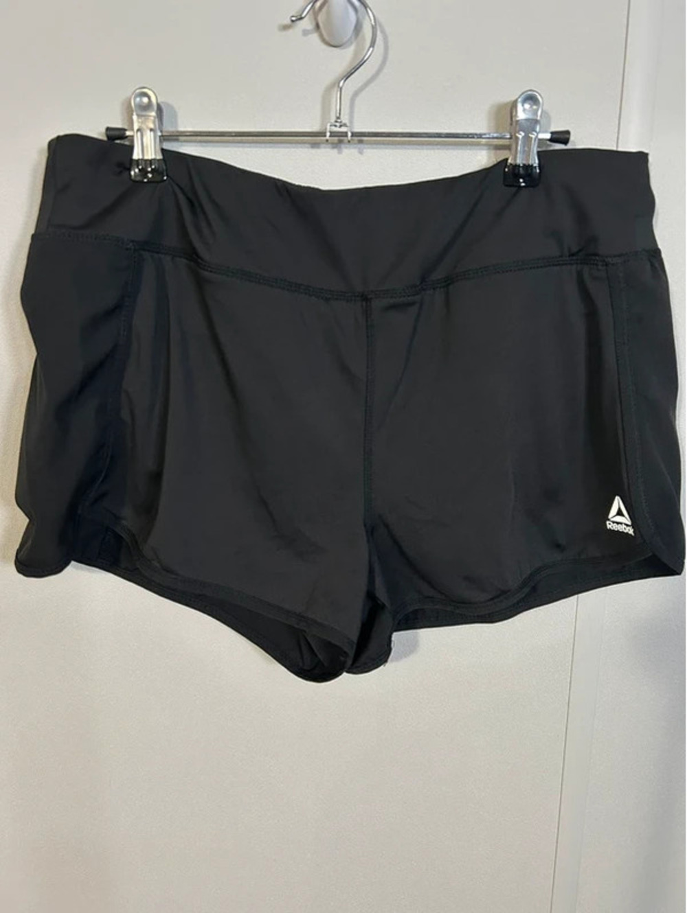 Reebok Black Athletic Running Shorts Women’s L Workout Gym Activewear